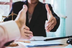 5 Ways a Lawyer Can Help With a Commercial DUI Case